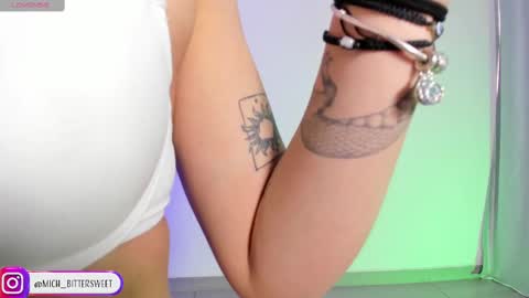 Snapshot of mich_bittersweet chatting on 02-12-25, 06:09 online show from 02-12-25, 06:09