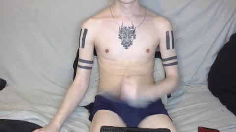 Snapshot of michael_danymans chatting on 03-12-26, 11:33 Michael online show from 03-12-26, 11:33