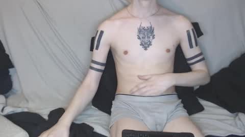 Snapshot of michael_danymans chatting on 03-16-26, 01:55 Michael online show from 03-16-26, 01:55