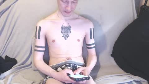 Snapshot of michael_danymans chatting on 05-11-26, 10:43 Michael online show from 05-11-26, 10:43