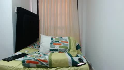 Snapshot of michael_daviss1 chatting on 05-13-26, 12:46 Michael Daviss online show from 05-13-26, 12:46