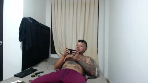 Snapshot of michael_daviss1 chatting on 05-24-26, 10:59 Michael Daviss online show from 05-24-26, 10:59