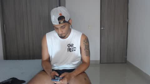 Snapshot of michael_jordanx chatting on 01-06-25, 01:42 Angel online show from 01-06-25, 01:42