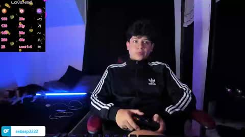 Snapshot of michael_kendall0 chatting on 12-31-24, 12:11 michael independent model online show from 12-31-24, 12:11