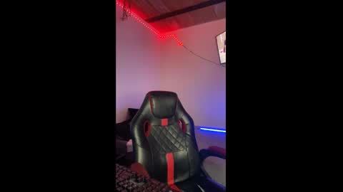 Snapshot of michael_kendall0 chatting on 02-23-25, 09:59 michael independent model online show from 02-23-25, 09:59