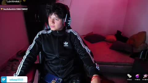 Snapshot of michael_kendall0 chatting on 03-08-25, 01:50 michael independent model online show from 03-08-25, 01:50