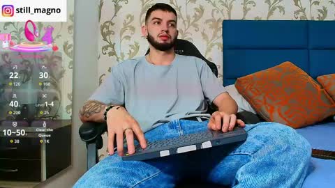 Snapshot of michael_magno chatting on 05-10-26, 04:28 Michael Stevens online show from 05-10-26, 04:28