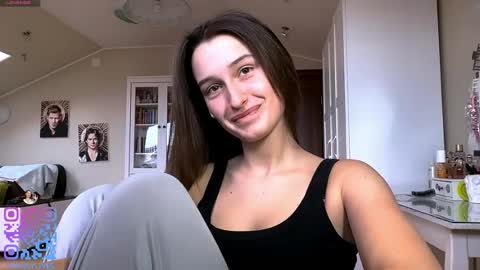 Emily online show from 04-01-26, 02:14