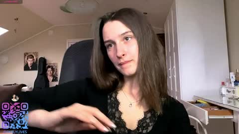 Emily online show from 04-19-26, 02:27