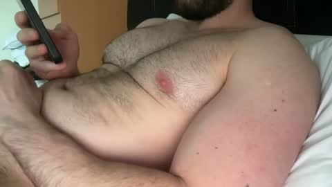 Snapshot of michael_s10 chatting on 07-06-26, 03:58 arab fit online show from 07-06-26, 03:58