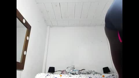 Snapshot of michael_smitht chatting on 10-16-25, 03:29 Michael online show from 10-16-25, 03:29