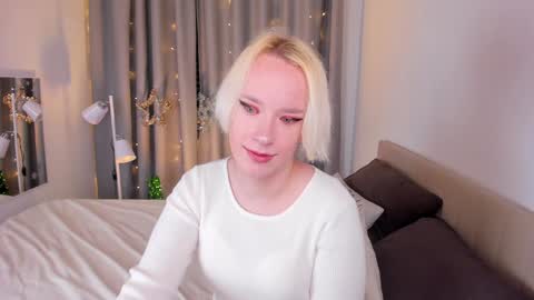 Snapshot of michael_swan chatting on 12-21-24, 06:30 Michel online show from 12-21-24, 06:30