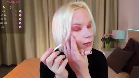 Snapshot of michael_swan chatting on 03-02-25, 06:16 Michel online show from 03-02-25, 06:16