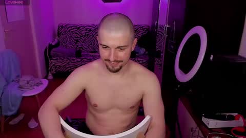 Michael online show from 03-05-25, 05:08