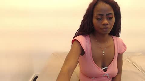 Snapshot of michaela_cox chatting on 01-20-25, 03:39 Michaela online show from 01-20-25, 03:39