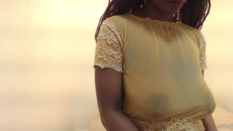 Snapshot of michaela_cox chatting on 02-06-25, 09:49 Michaela online show from 02-06-25, 09:49