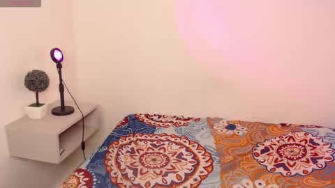 Snapshot of michaela_cox chatting on 12-13-25, 07:53 Michaela online show from 12-13-25, 07:53