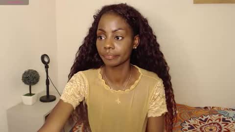 Snapshot of michaela_cox chatting on 12-14-25, 07:29 Michaela online show from 12-14-25, 07:29