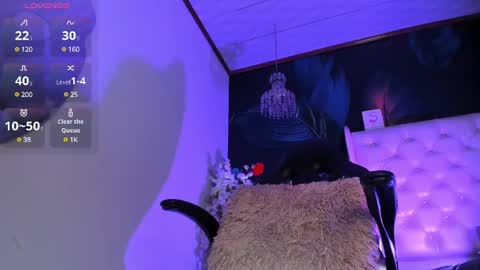 Snapshot of michaelbear_ chatting on 03-12-25, 05:17 Michael online show from 03-12-25, 05:17