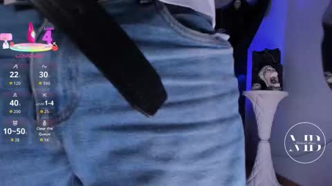 Michael online show from 10-26-25, 04:46