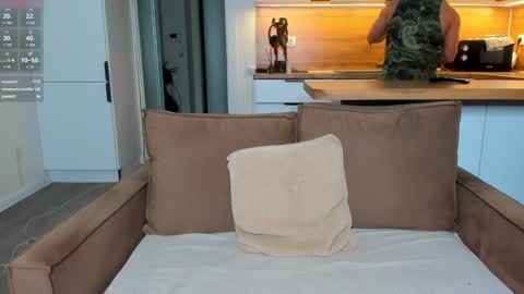 michaelbradley_for_u online show from 12-03-24, 07:10