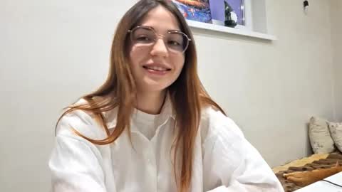 Snapshot of michaelehain chatting on 10-22-25, 02:28 Chloe online show from 10-22-25, 02:28