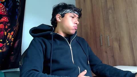 Snapshot of michaelstones chatting on 12-03-24, 05:45 michaelstones online show from 12-03-24, 05:45