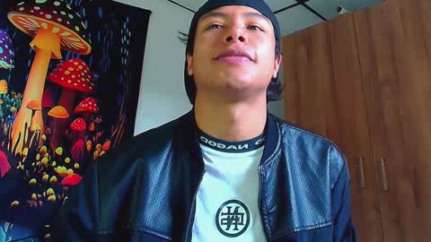 Snapshot of michaelstones chatting on 12-04-24, 04:49 michaelstones online show from 12-04-24, 04:49