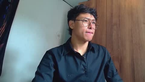 Snapshot of michaelstones chatting on 12-12-24, 05:37 michaelstones online show from 12-12-24, 05:37