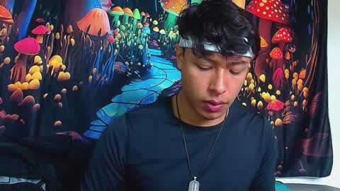 Snapshot of michaelstones chatting on 12-13-24, 01:33 michaelstones online show from 12-13-24, 01:33