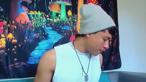 Snapshot of michaelstones chatting on 12-18-24, 01:45 michaelstones online show from 12-18-24, 01:45