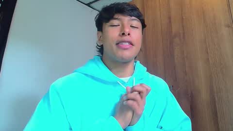 Snapshot of michaelstones chatting on 01-03-25, 05:10 michaelstones online show from 01-03-25, 05:10