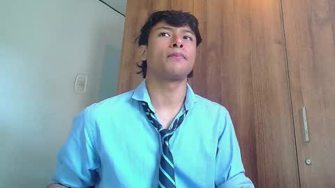 Snapshot of michaelstones chatting on 01-07-25, 01:57 michaelstones online show from 01-07-25, 01:57