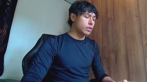 Snapshot of michaelstones chatting on 01-09-25, 05:43 michaelstones online show from 01-09-25, 05:43