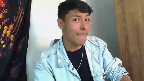 Snapshot of michaelstones chatting on 03-05-25, 02:34 michaelstones online show from 03-05-25, 02:34