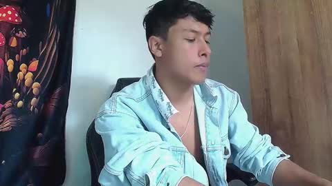 Snapshot of michaelstones chatting on 03-05-25, 05:39 michaelstones online show from 03-05-25, 05:39