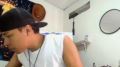 Snapshot of michaelstones chatting on 09-19-25, 02:40 michaelstones online show from 09-19-25, 02:40