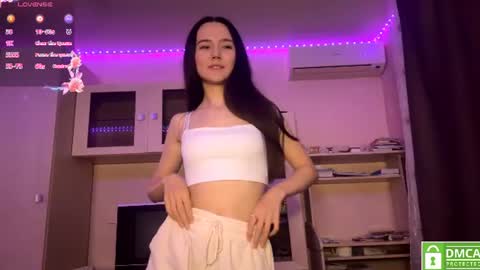 Snapshot of michalkandoll chatting on 06-22-26, 02:47 Aidaxo online show from 06-22-26, 02:47