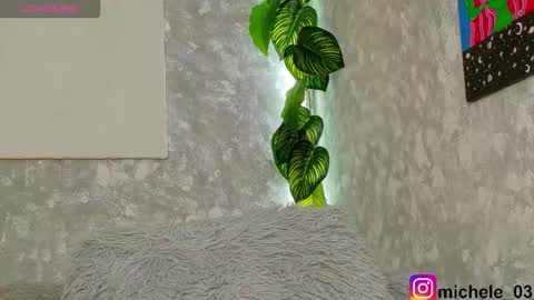 Snapshot of michele_rooss00 chatting on 11-29-25, 10:35 melannie follow my new page online show from 11-29-25, 10:35