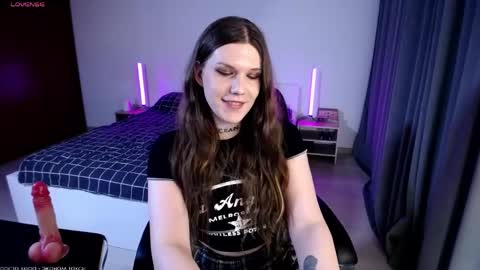Snapshot of micheledoll chatting on 06-05-26, 10:59 MicheleDoll online show from 06-05-26, 10:59