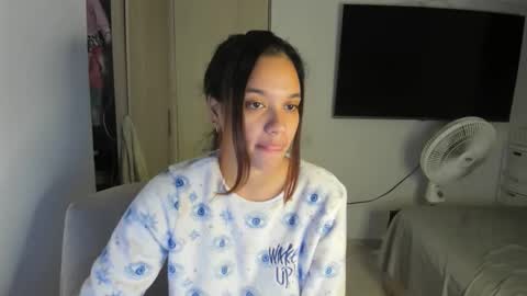 Snapshot of michell_arevalo chatting on 05-07-26, 06:08 michell_arevalo online show from 05-07-26, 06:08