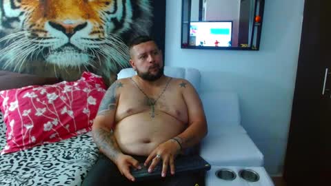 Snapshot of michell_myers chatting on 01-27-25, 08:49 michell_myers online show from 01-27-25, 08:49