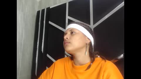 Snapshot of michell_rs chatting on 01-20-25, 10:40 michell_rs online show from 01-20-25, 10:40