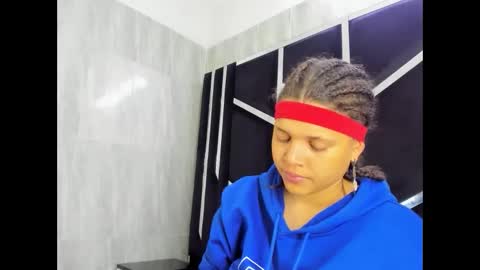 Snapshot of michell_rs chatting on 02-15-25, 04:14 michell_rs online show from 02-15-25, 04:14