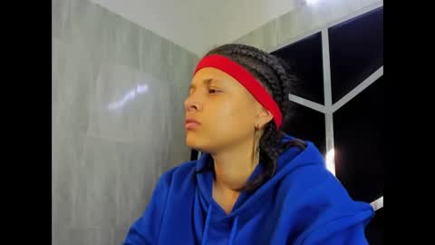 Snapshot of michell_rs chatting on 02-18-25, 01:10 michell_rs online show from 02-18-25, 01:10