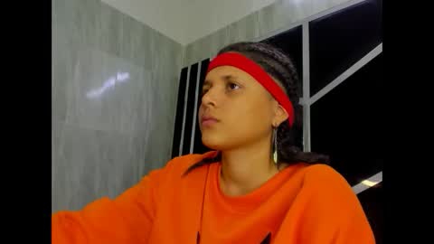 Snapshot of michell_rs chatting on 02-20-25, 03:56 michell_rs online show from 02-20-25, 03:56