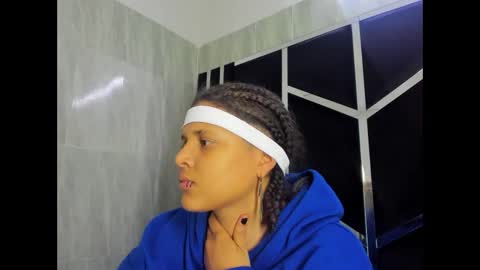 Snapshot of michell_rs chatting on 02-22-25, 01:44 michell_rs online show from 02-22-25, 01:44