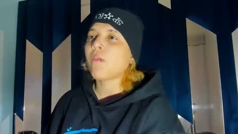 Snapshot of michell_rs chatting on 09-26-25, 04:16 michell_rs online show from 09-26-25, 04:16