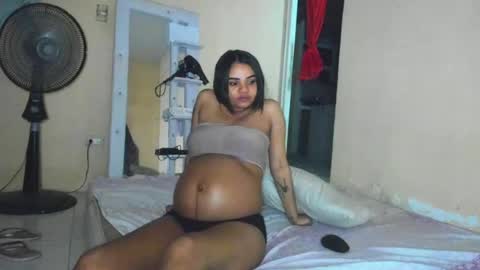 Snapshot of michell_smiths chatting on 05-14-26, 07:15 michell_smiths online show from 05-14-26, 07:15