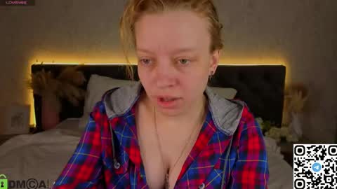 michelle_blond online show from 04-20-26, 12:57